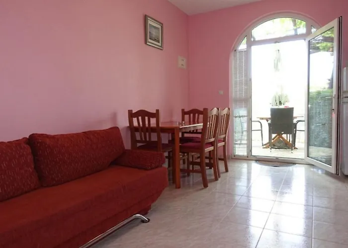 Apartment Ivo